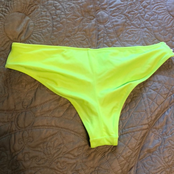 Bikini bottoms - Picture 2 of 3